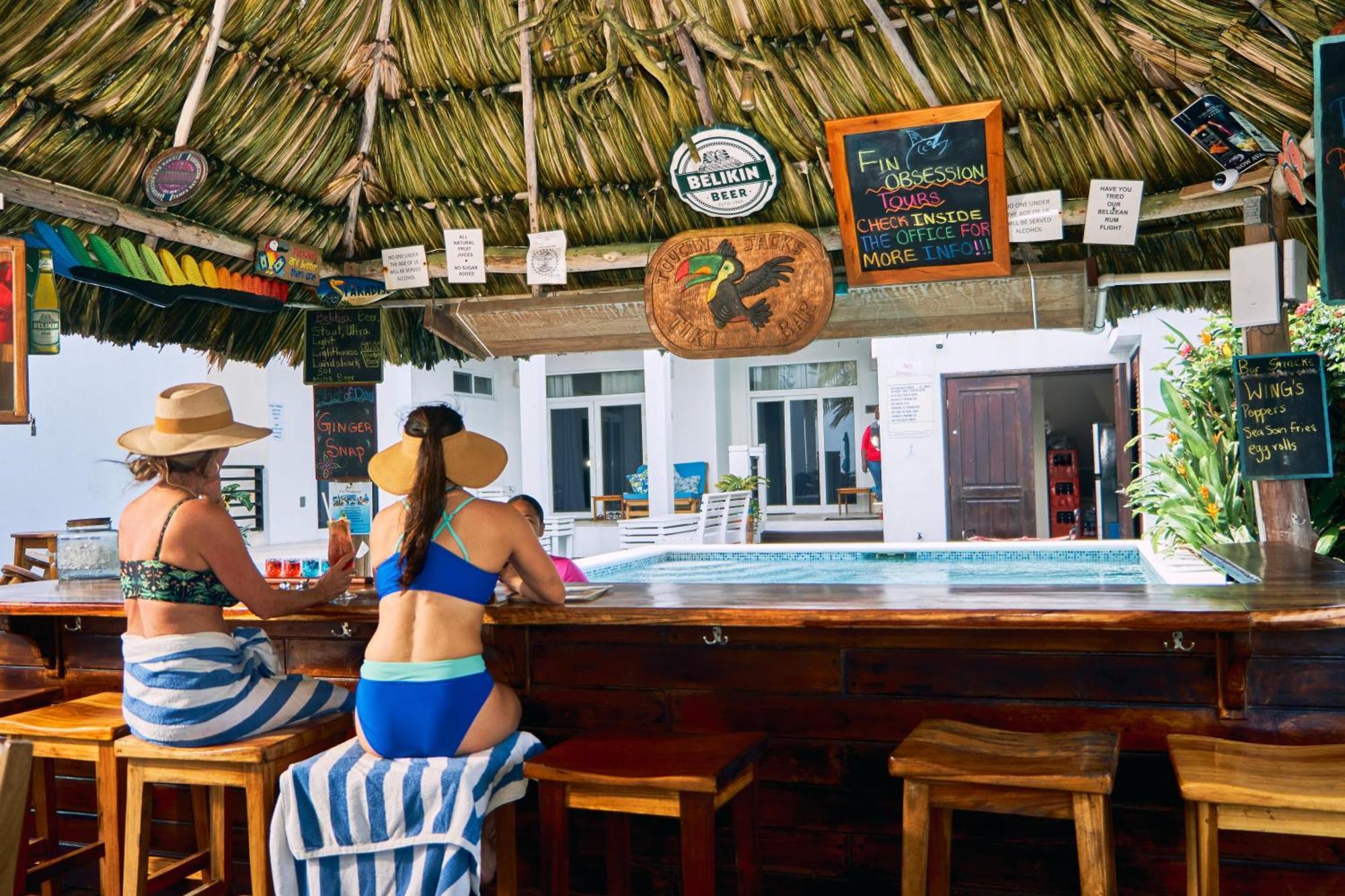 Ocean Breeze Hotel Placencia Eksteriør billede